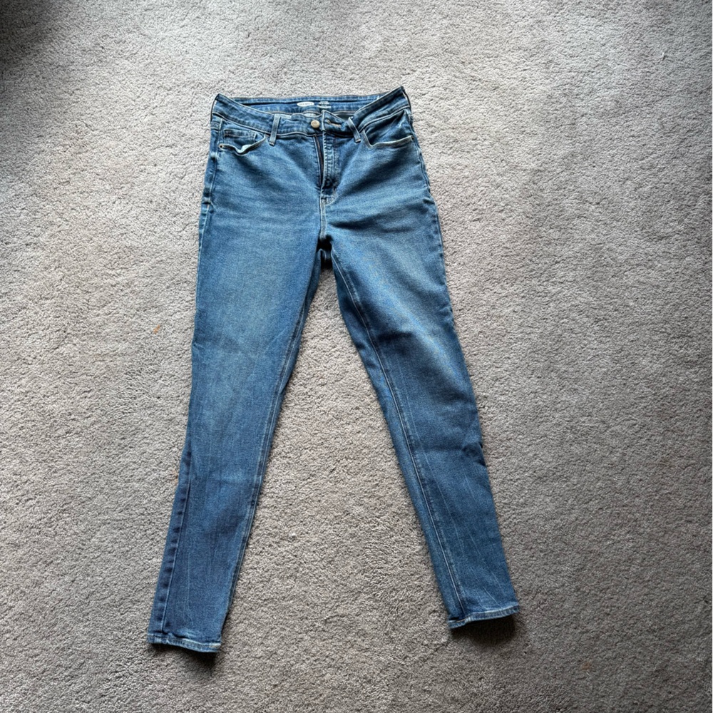 OLD NAVY Women’s Rockstar Super Skinny High Rise Jeans